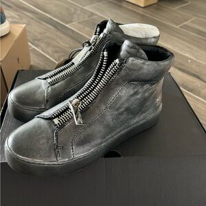 FRYE Lena Zip High Sz 6 NIB